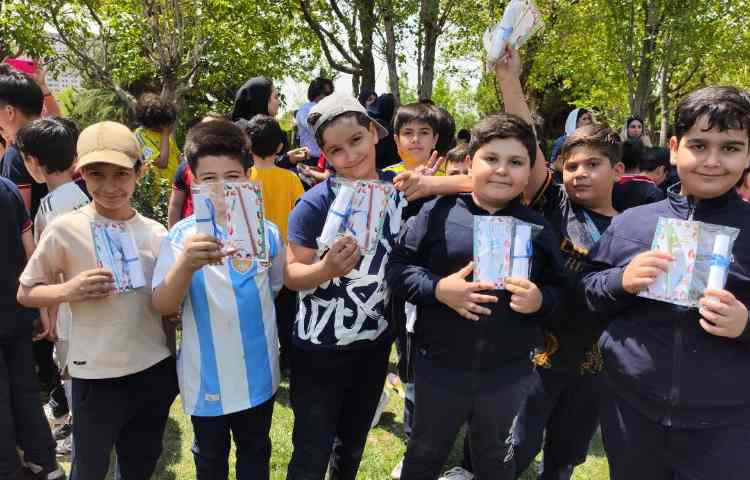 جشن خودکار و شروعی نو با نوشتن خودکار ویژه پایه سوم 4