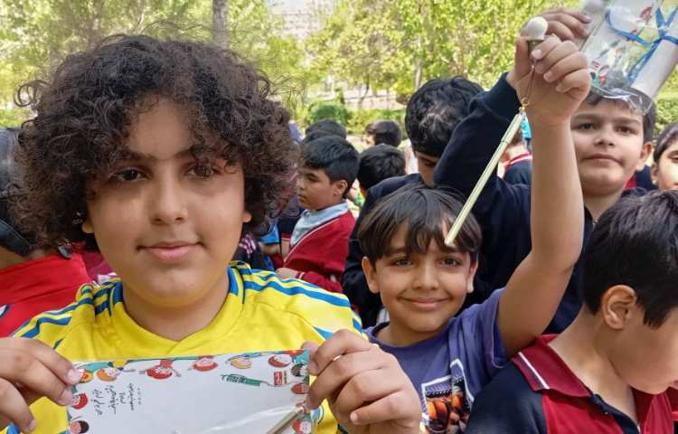 جشن خودکار و شروعی نو با نوشتن خودکار ویژه پایه سوم