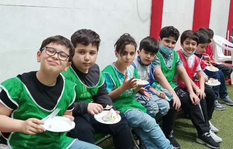 جشن خودکار پسران پر تلاش پایه سوم 10