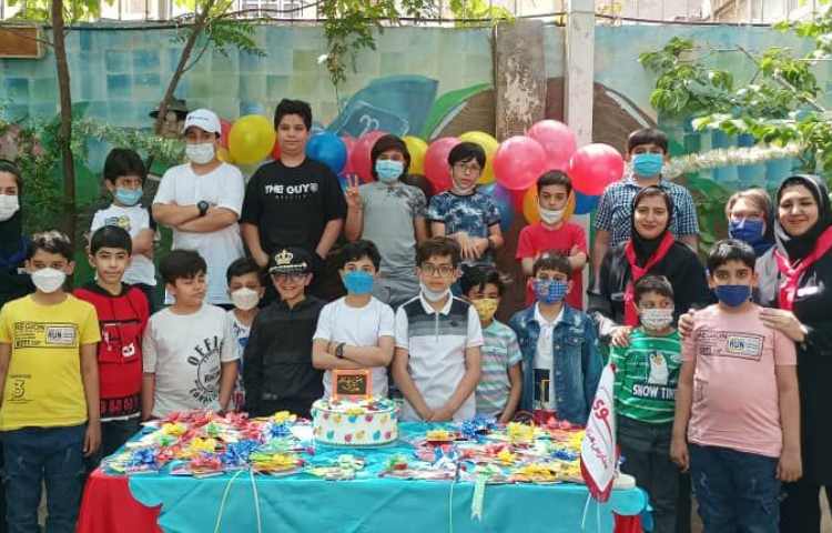 جشن خودکار پسران پر تلاش پایه سوم 4