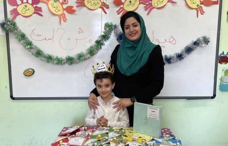 جشن دانش آموزان اول دبستان علوی 2