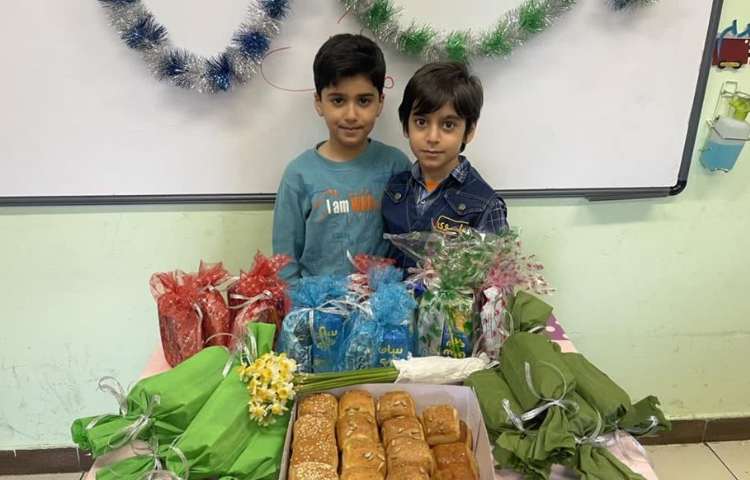 جشن دانش آموزان اول دبستان علوی 5