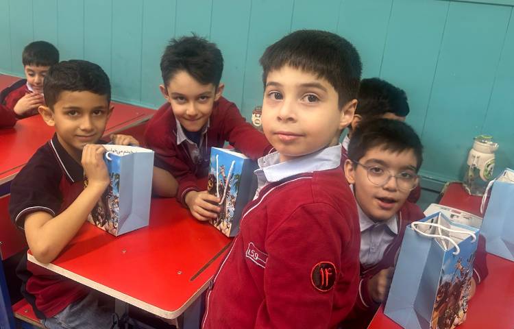 جشن ( ِ دوستی) 4