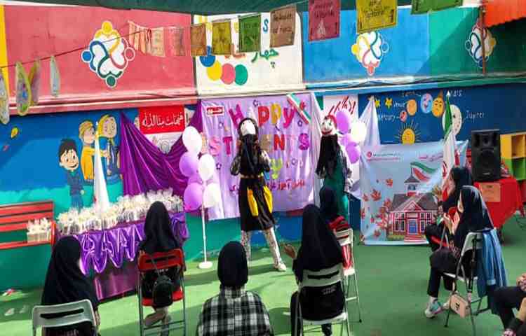 جشن روز دانش آموز گلهای دوره دوم 10