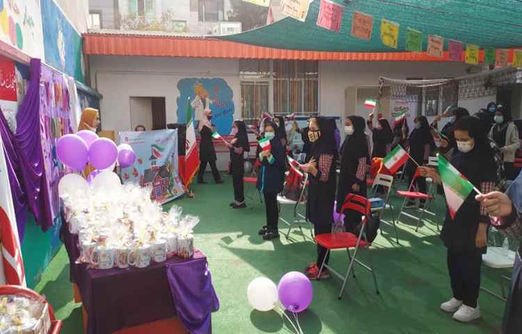جشن روز دانش آموز گلهای دوره دوم 5