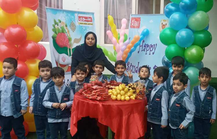 جشن روز دانش‌آموز 1