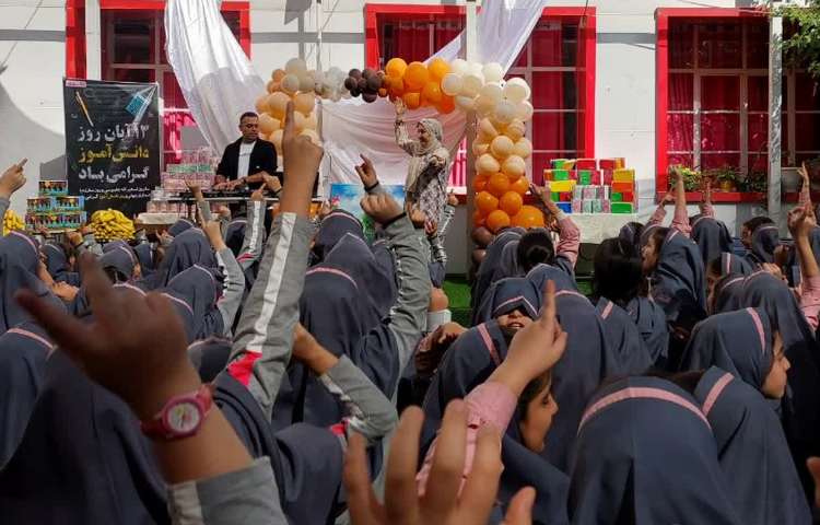 جشن روز دانش آموز 12