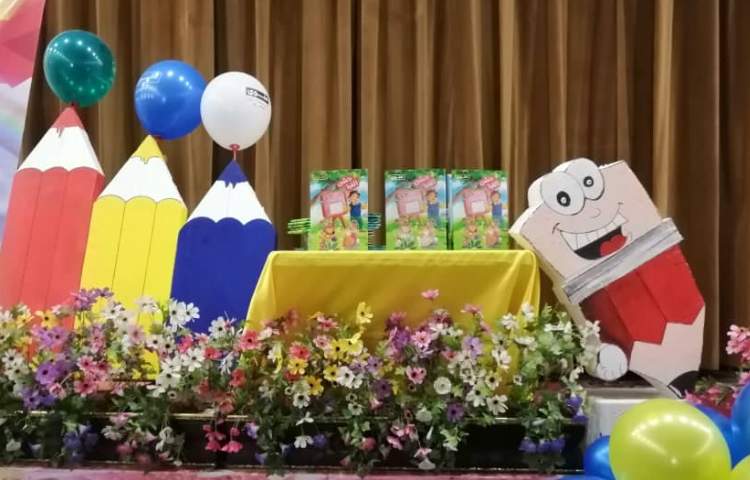 جشن سلام دبستان و الفبا دبستان علوی 5