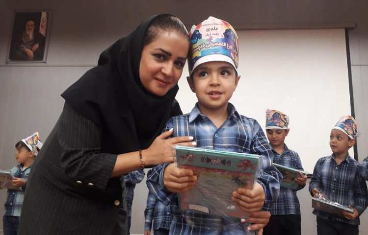 جشن شاد و جذاب سلام دبستان ویژه دانش آموزان پیش دبستان 61