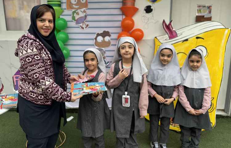 جشن شروع کتاب Our Discovery Island 1 6