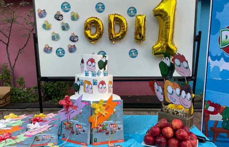 جشن شروع کتاب ODI 1 7