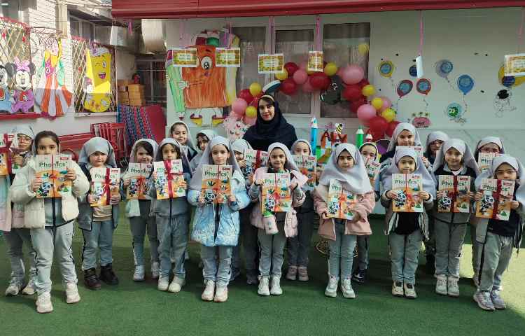 جشن شروع کتاب ALV Phonics 2 5