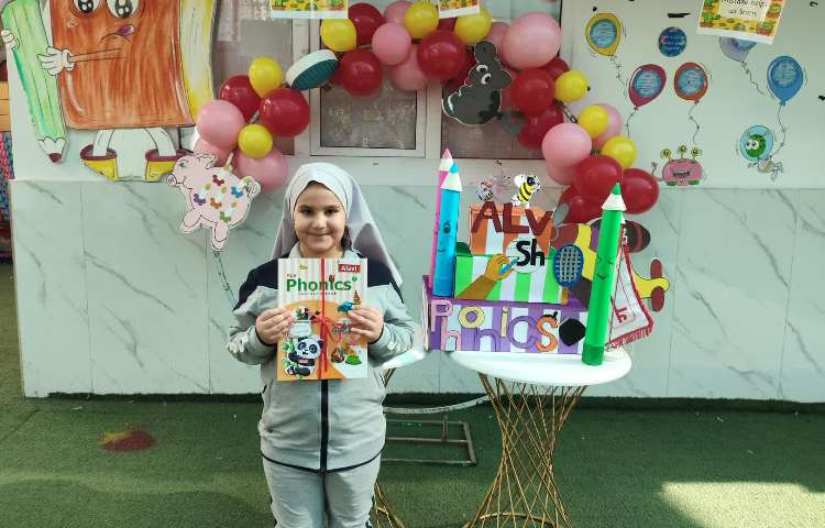 جشن شروع کتاب ALV Phonics 2 6