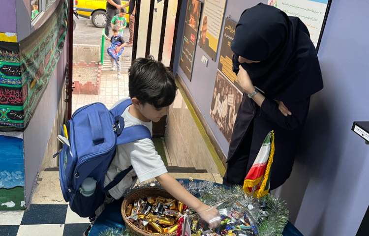 : جشن شکرگزاری و شادمانی برای کنار هم بودنمان 9