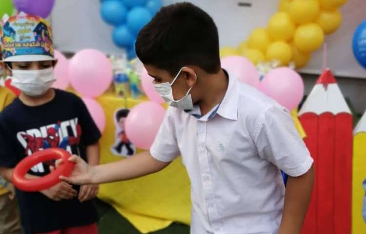 جشن شکوفه های دانش آموزان اول دبستان علوی 13