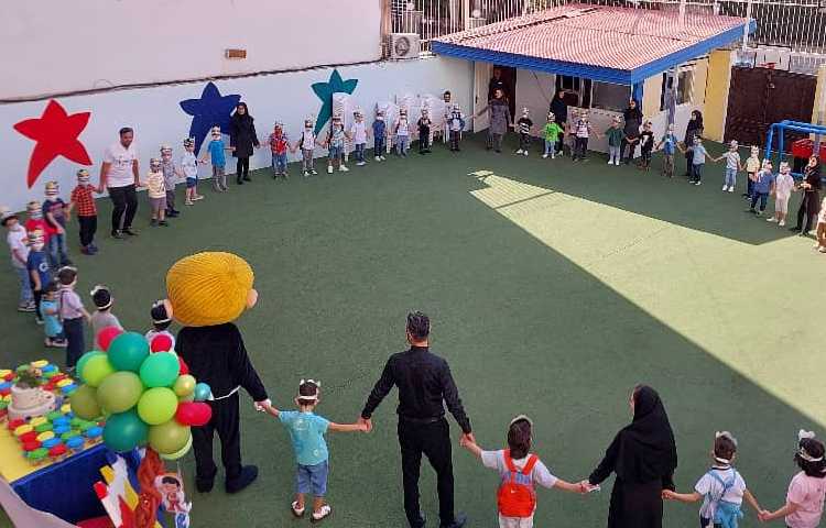 جشن غنچه ها دانش آموزان پیش دبستان علوی 11