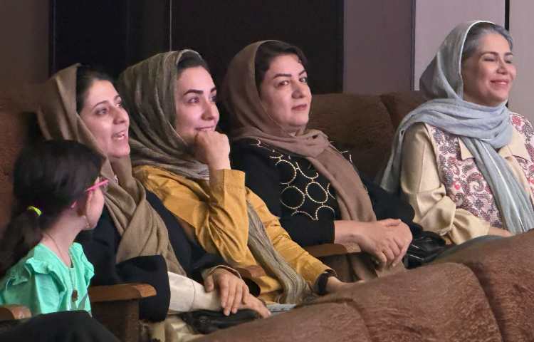 جشن فارغ التحصیلی پایان دوره ابتدایی 15