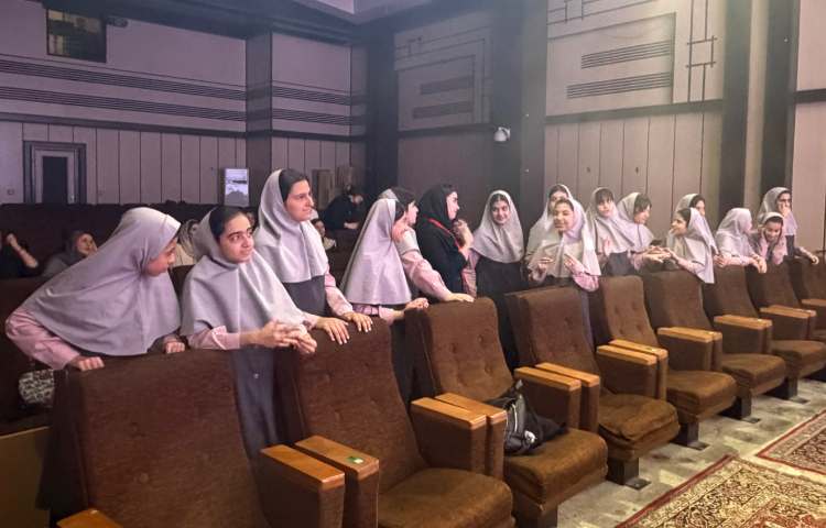 جشن فارغ التحصیلی پایان دوره ابتدایی 17