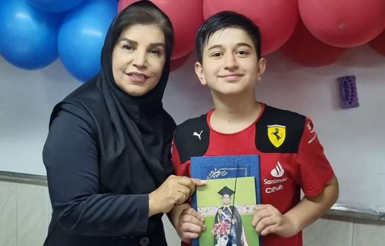 جشن فارغ التحصیلی پایه ششم دبستان علوی 33