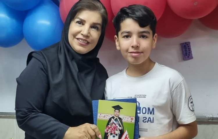 جشن فارغ التحصیلی پایه ششم دبستان علوی 39