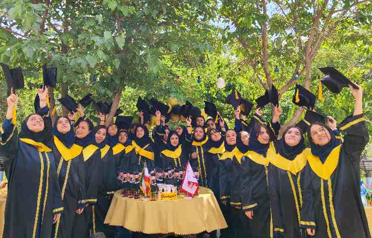 جشن فارغ التحصیلی پایه نهم 3