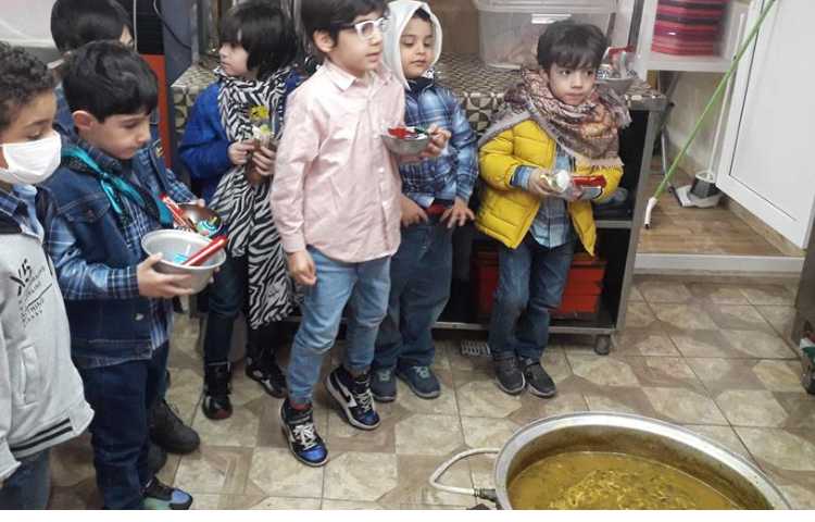 جشن قاشق زنی و چهارشنبه سوری پیش دبستان علوی 15