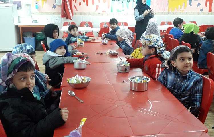 جشن قاشق زنی و چهارشنبه سوری پیش دبستان علوی 17