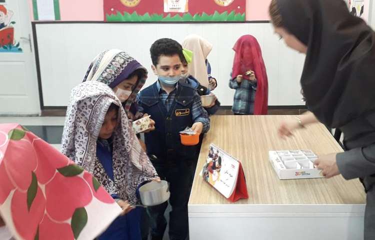 جشن قاشق زنی و چهارشنبه سوری پیش دبستان علوی 2