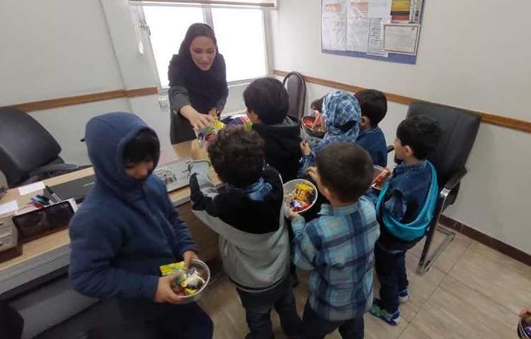 جشن قاشق زنی و چهارشنبه سوری پیش دبستان علوی 26