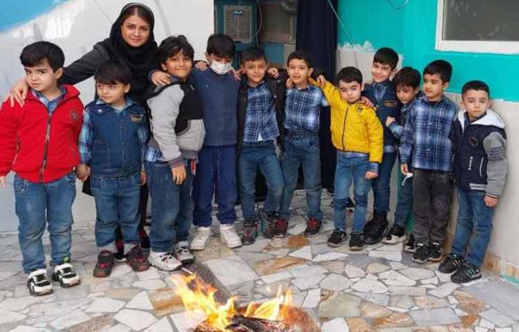 جشن قاشق زنی و چهارشنبه سوری پیش دبستان علوی 28