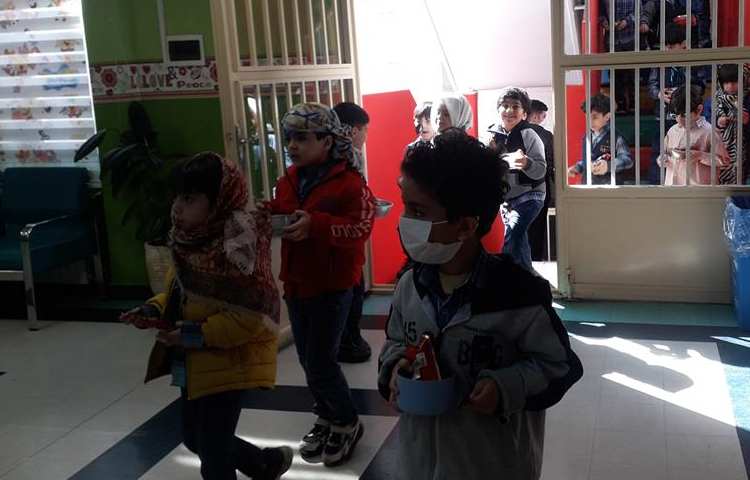 جشن قاشق زنی و چهارشنبه سوری پیش دبستان علوی 9