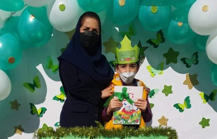 جشن قرآن دانش آموزان پایه اول دبستان 4