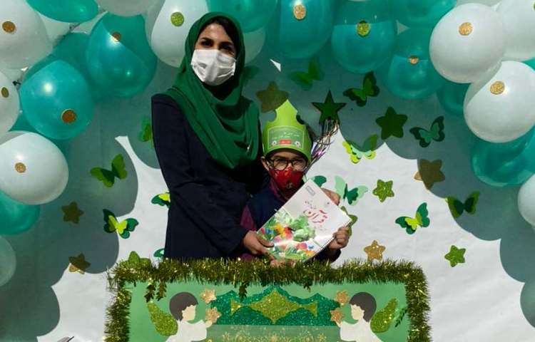 جشن قرآن دانش آموزان پایه اول دبستان 5