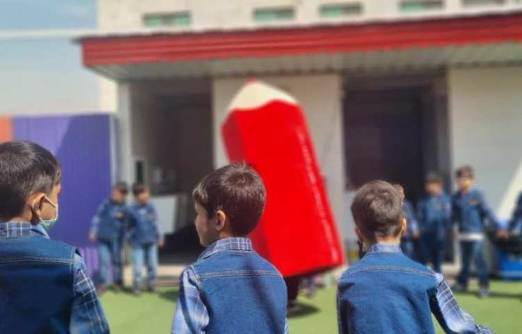 جشن مداد زبانی دانش آموزان پیش دبستان علوی شعبه غرب