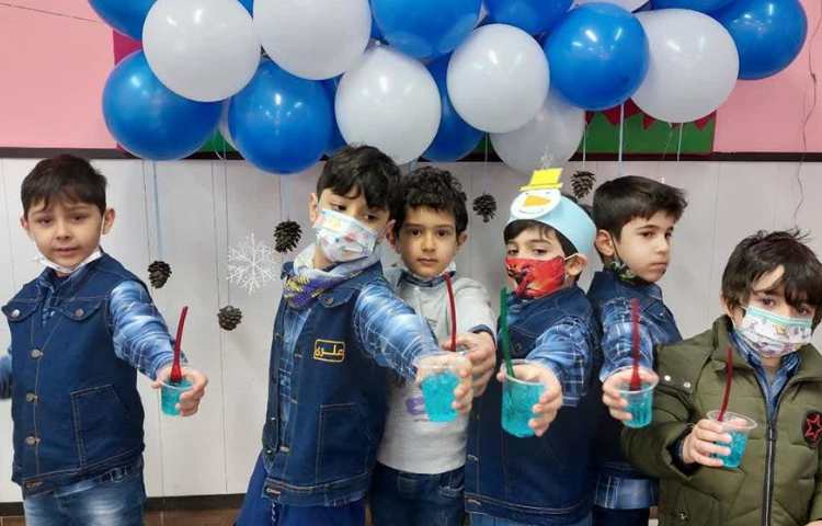 جشن میانه زمستان دانش آموزان پیش دبستان علوی 3