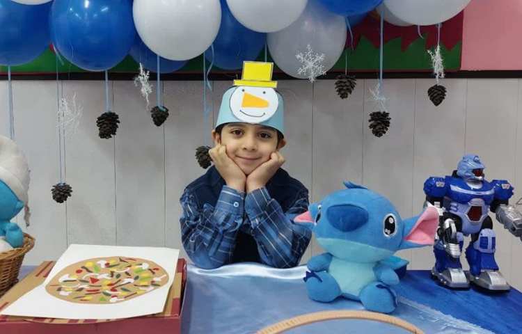 جشن میانه زمستان دانش آموزان پیش دبستان علوی 9