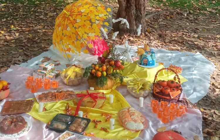 جشن میانه ی پاییز