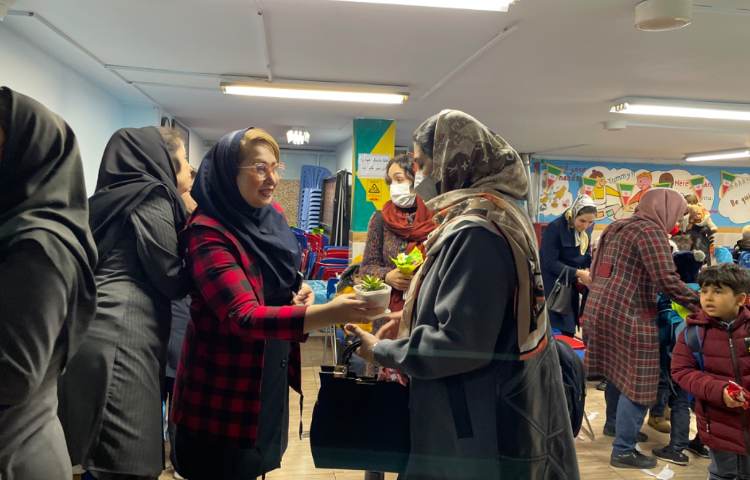 :جشن میلاد حضرت زهرا (س) و برگزاری جشن روز مادر با قدردانی پسران مهربان علوی از مادران دوست داشتنی 4