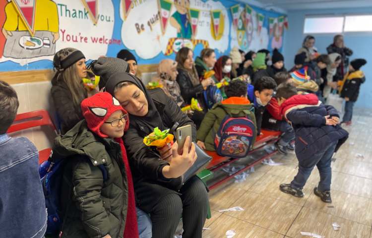 :جشن میلاد حضرت زهرا (س) و برگزاری جشن روز مادر با قدردانی پسران مهربان علوی از مادران دوست داشتنی 5