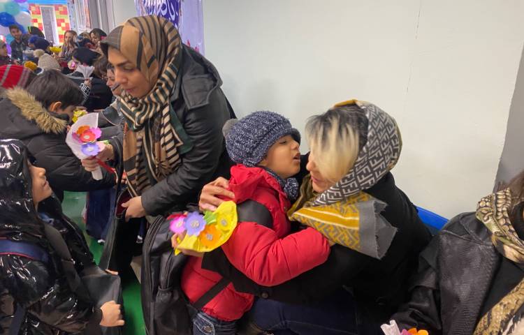 :جشن میلاد حضرت زهرا (س) و برگزاری جشن روز مادر با قدردانی پسران مهربان علوی از مادران دوست داشتنی 25