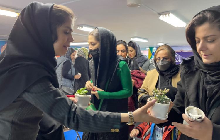 :جشن میلاد حضرت زهرا (س) و برگزاری جشن روز مادر با قدردانی پسران مهربان علوی از مادران دوست داشتنی 35