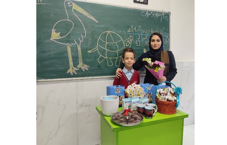 جشن نشانه (ل) درکلاس برگزارشد. 1