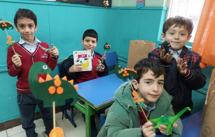 جشن نشانه ی ُ استثنا توسط آقای مارتیا مختاری 3