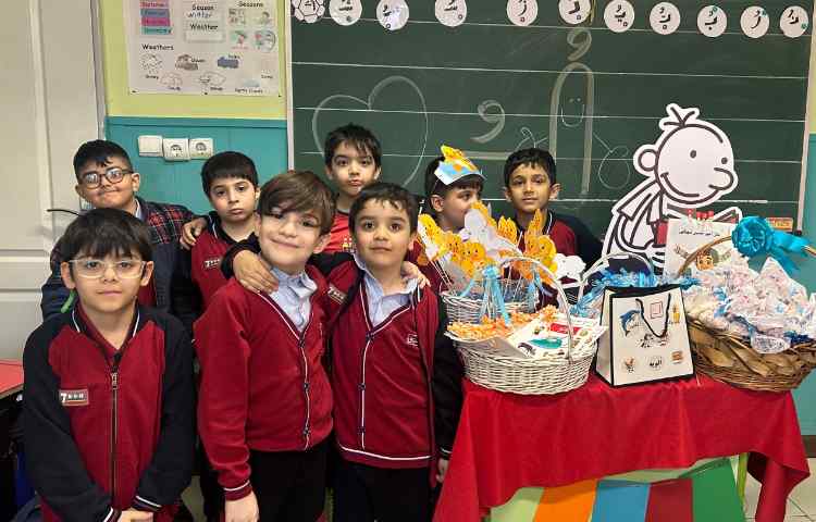 جشن نشانه ی (اُ) 4