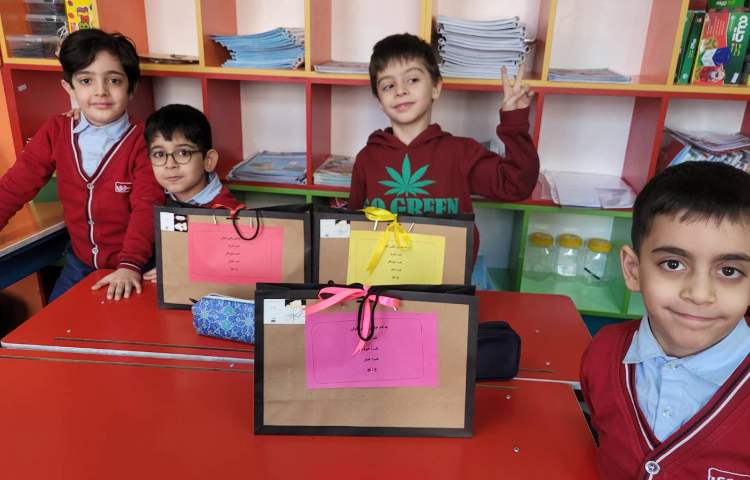 جشن نشانه ی "خ" با تشکر از خانواده ی عزیز حسنی 5