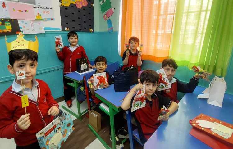 جشن نشانه ی ِ دوستی توسط آقای کیاشا وحیدی 3