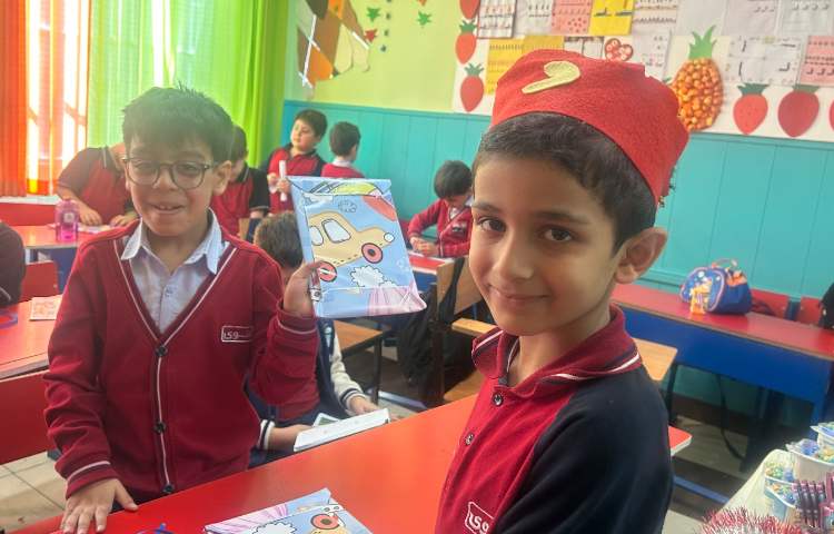 جشن نشانه ی ( د ) 4