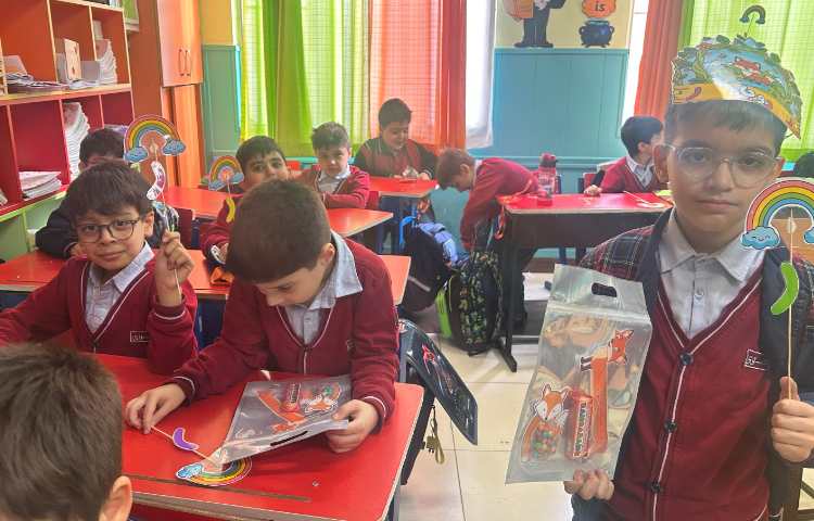 جشن نشانه ی ( ر ) 4