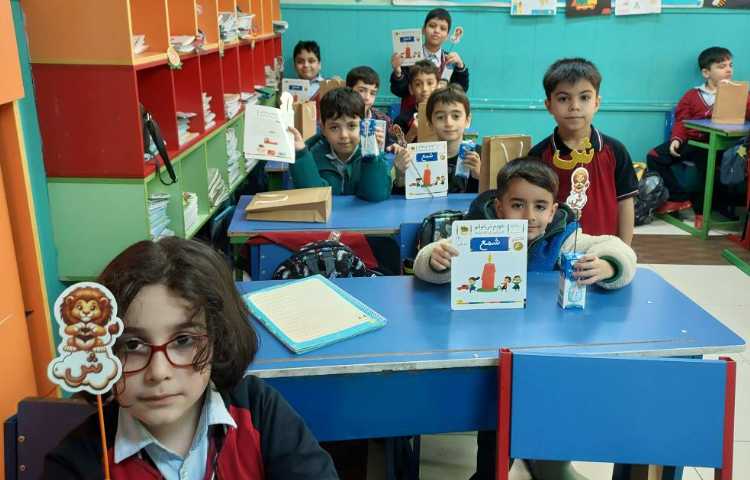 جشن نشانه ی ش ش توسط آقای کیان جمالی 2