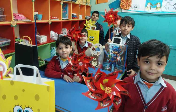 جشن نشانه ی ف توسط آقای محمد امین شهبازی 2